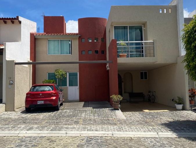 Casa en venta en Lomas de Angelópolis I, Puebla.